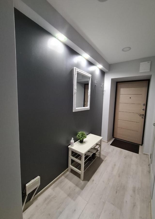 Crystal Twin Apartment Гулбене Экстерьер фото